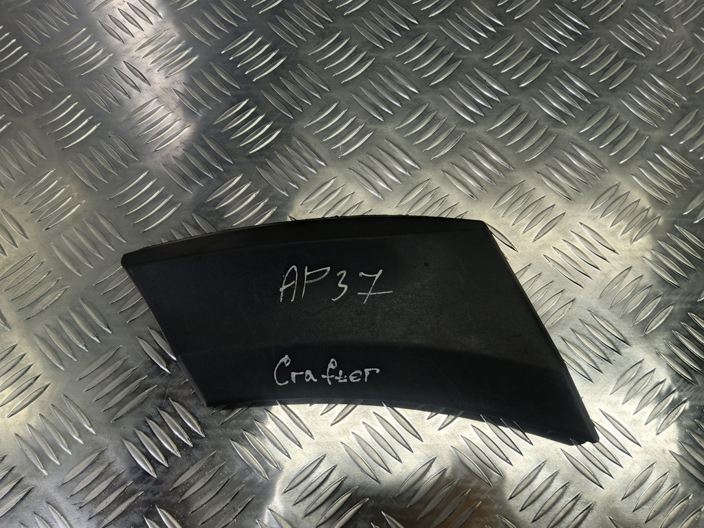 накладка крыла переднего Volkswagen Crafter  2E1853536CE, 980 рублей, Москва