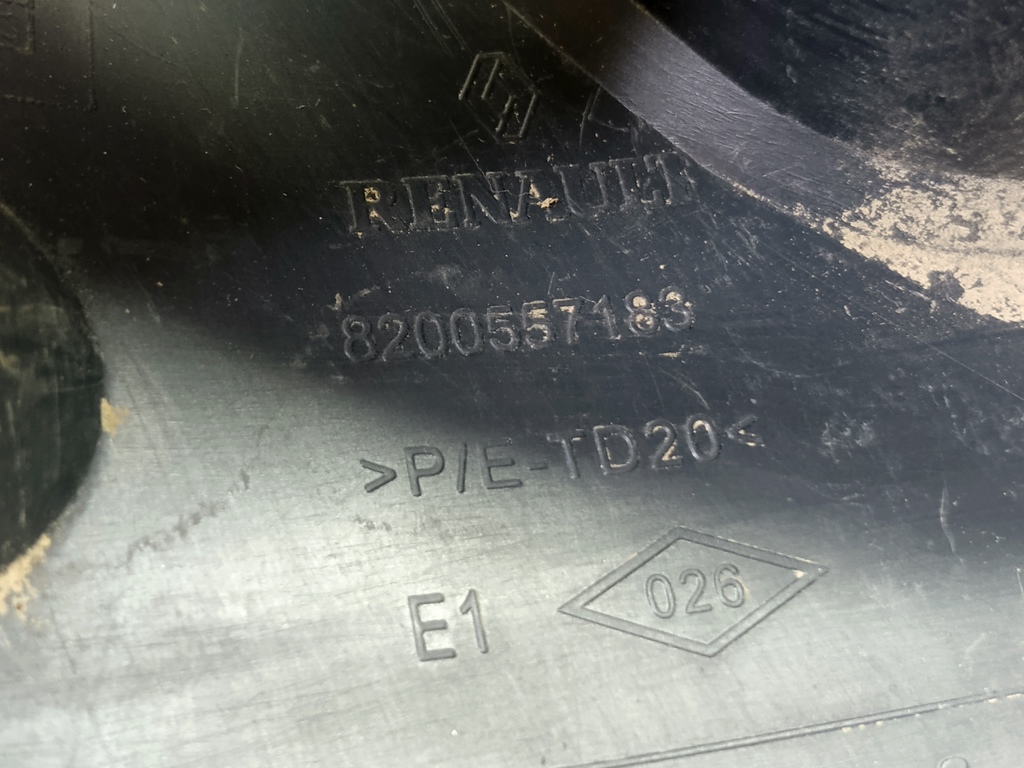 молдинг кузова (наружний) Renault Kangoo  8200642141, 630 рублей, Москва