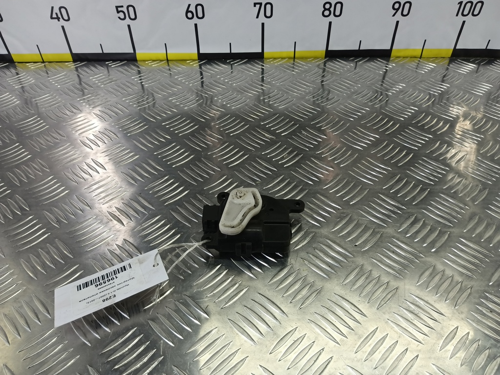 моторчик заслонки отопителя Hyundai Grand Starex  979424H000, 520 рублей, Москва