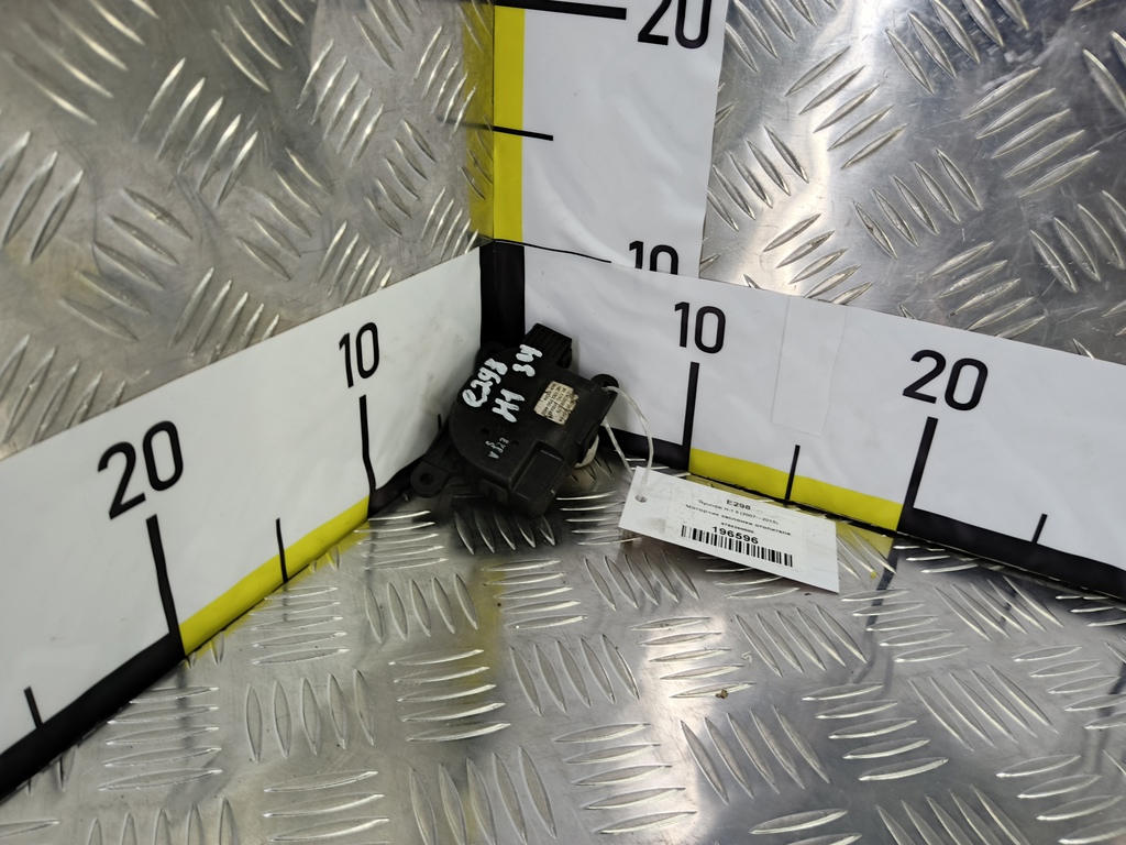 моторчик заслонки отопителя Hyundai Grand Starex  979424H000, 520 рублей, Москва