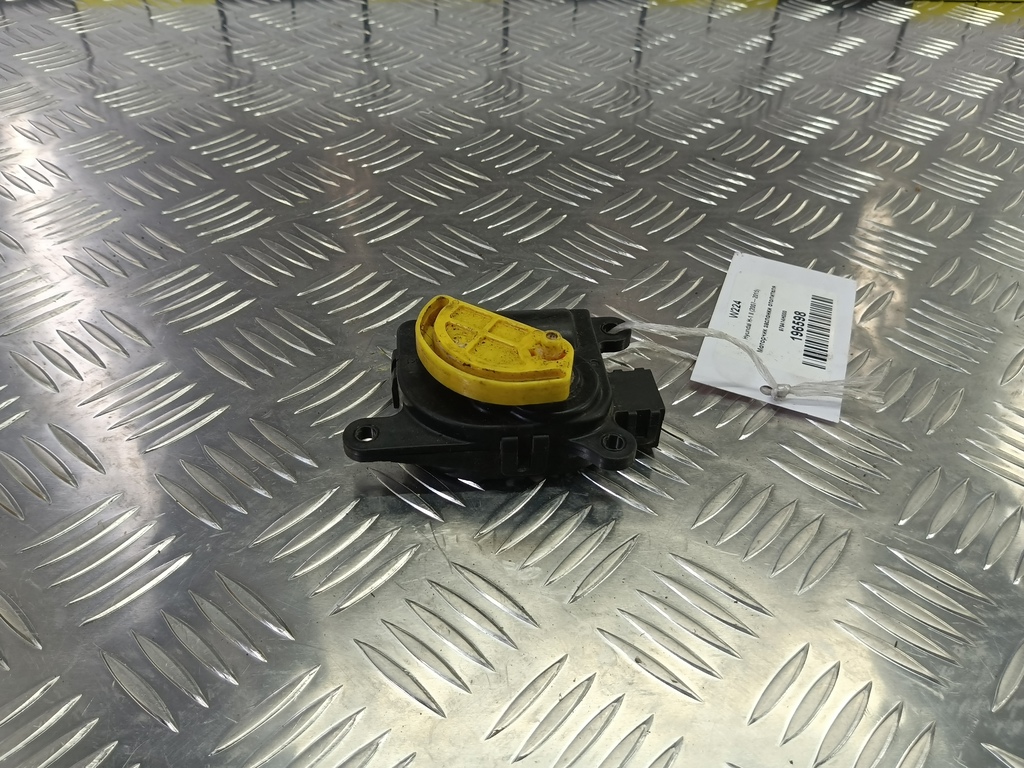 моторчик заслонки отопителя Hyundai Grand Starex  979414H000, 630 рублей, Москва