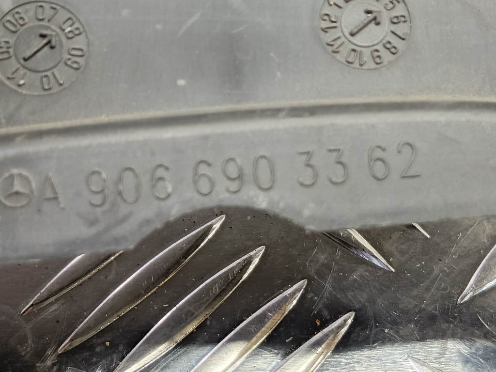 молдинг кузова (наружний) MERCEDES-BENZ Sprinter  A9066901282, 860 рублей, Москва