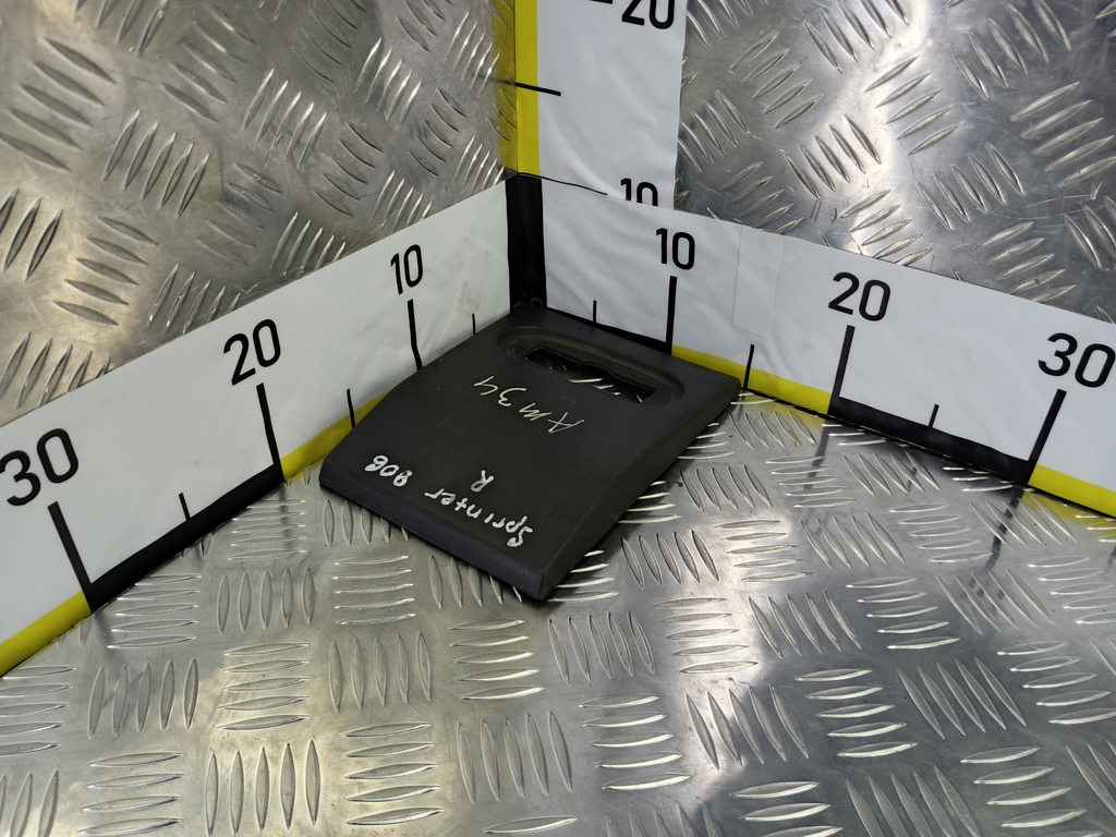 молдинг кузова (наружний) MERCEDES-BENZ Sprinter  A9066901282, 860 рублей, Москва