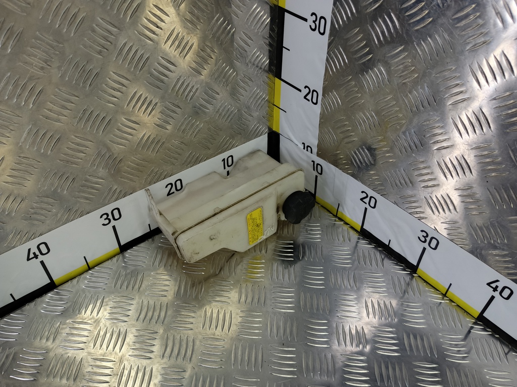 бачок расширительный Hyundai SANTA FE  2543026100, 1210 рублей, Москва