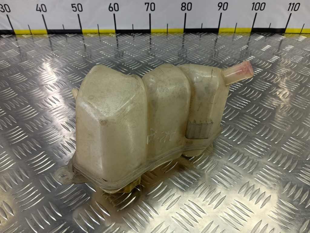 бачок расширительный FORD Fusion Fusion 1221053, 2700 рублей, Москва