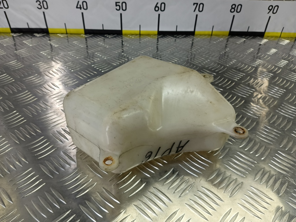 бачок расширительный SUZUKI Grand Vitara 2.0 4WD AT (140 л.с.)Grand Vitara  II (2005—2008) Внедорожник 1793165J00, 750 рублей, Москва