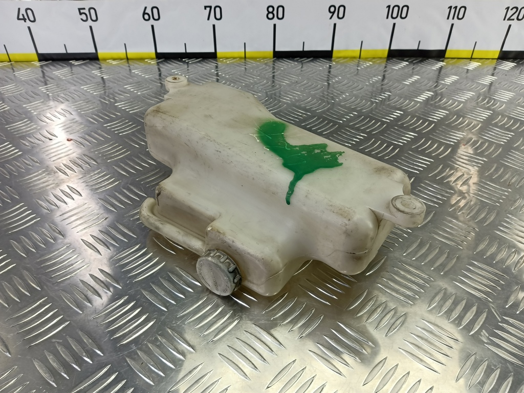 бачок расширительный MITSUBISHI L200   MN135072, 1550 рублей, Москва