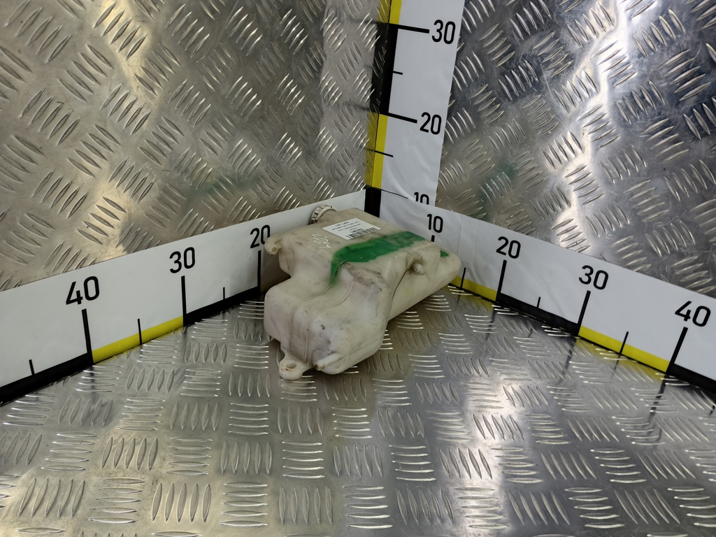 бачок расширительный MITSUBISHI L200   MN135072, 1550 рублей, Москва