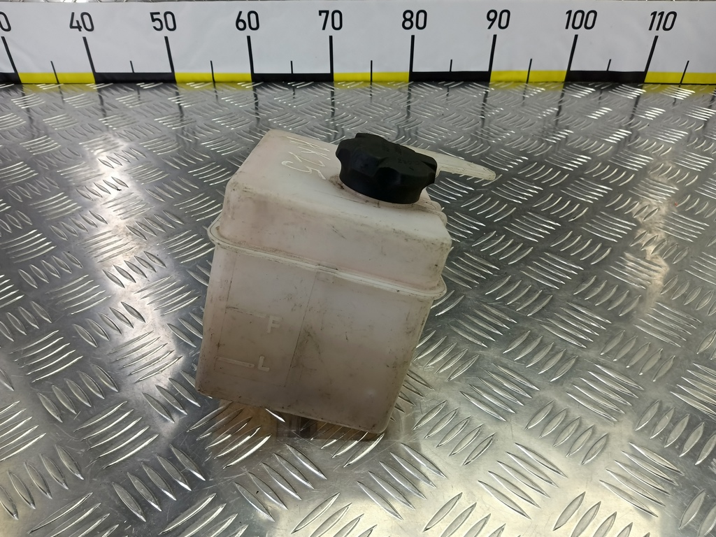 бачок расширительный Hyundai I20 1.3 MT (78 л.с.)i20  I (2008—2012) Хетчбэк 254301J000, 750 рублей, Москва