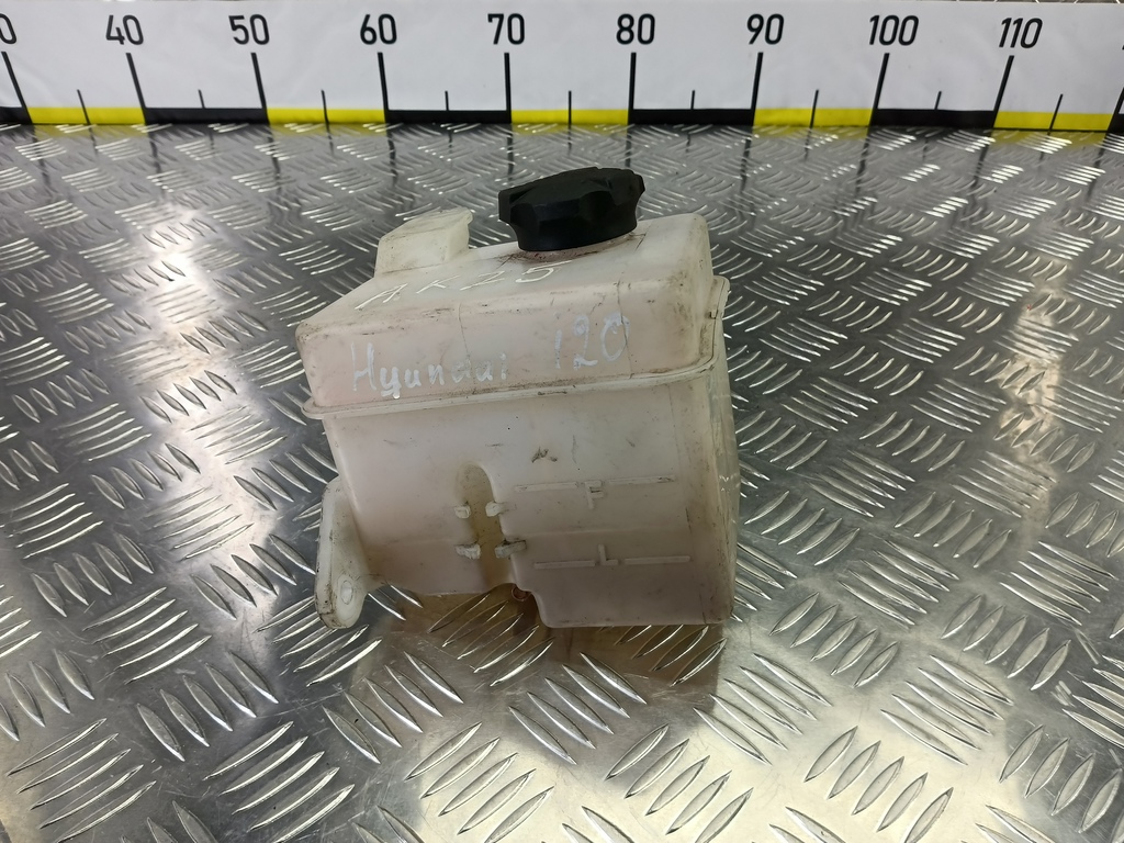 бачок расширительный Hyundai I20 1.3 MT (78 л.с.)i20  I (2008—2012) Хетчбэк 254301J000, 750 рублей, Москва