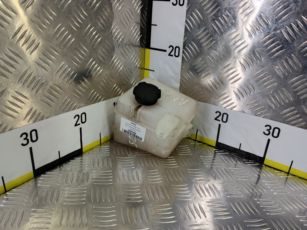 бачок расширительный Hyundai I20 1.3 MT (78 л.с.)i20  I (2008—2012) Хетчбэк 254301J000, 750 рублей, Москва