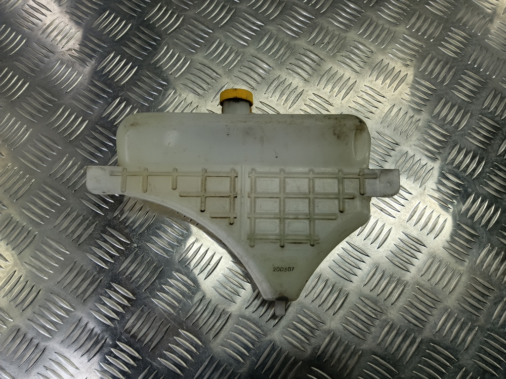 бачок расширительный MAZDA 6  L32715351B, 1550 рублей, Москва