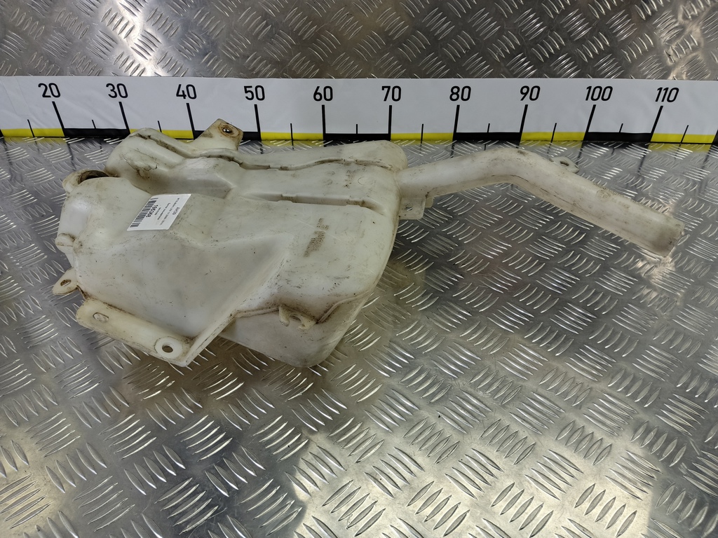 бачок омывателя MITSUBISHI L200   MN182568, 2470 рублей, Москва