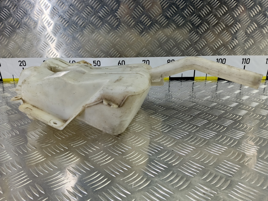 бачок омывателя MITSUBISHI L200   MN182568, 2470 рублей, Москва