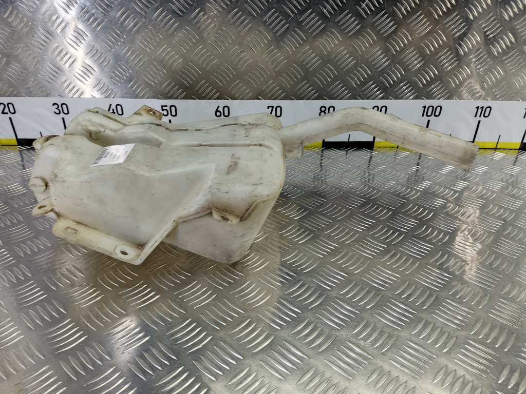 бачок омывателя MITSUBISHI L200   MN182568, 2470 рублей, Москва