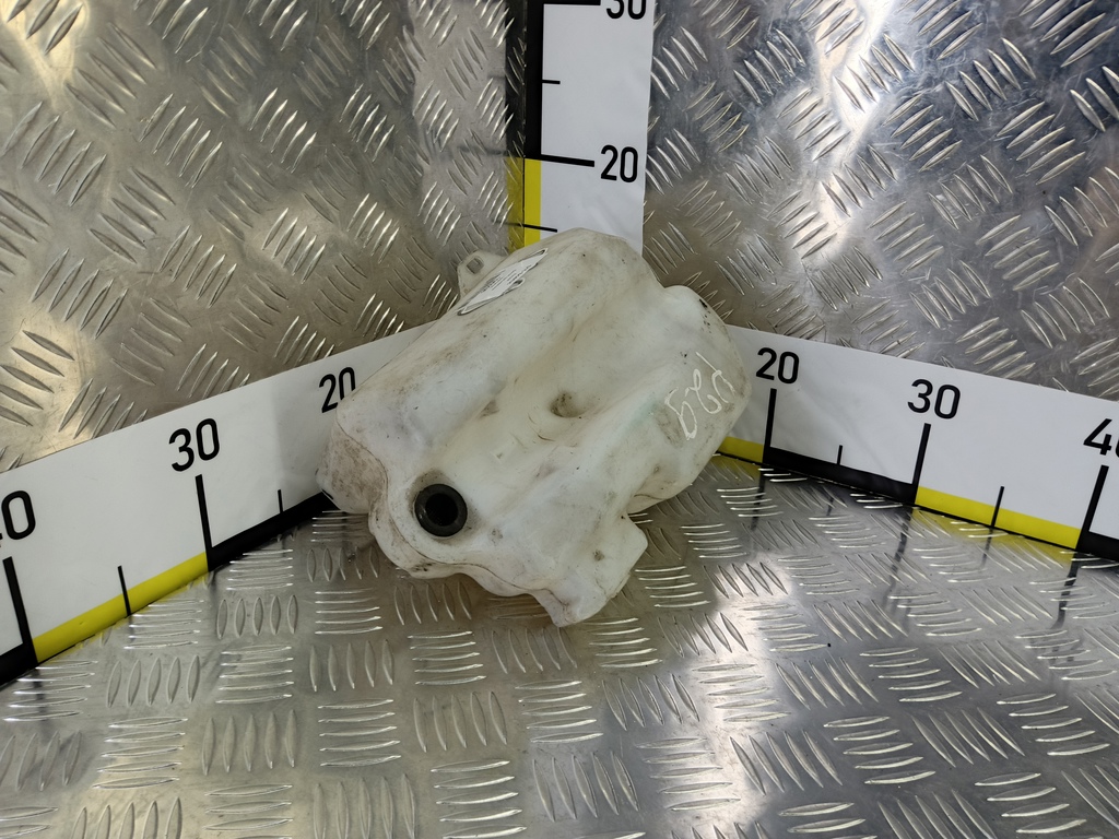 бачок омывателя Renault Scenic  8200104705, 1550 рублей, Москва