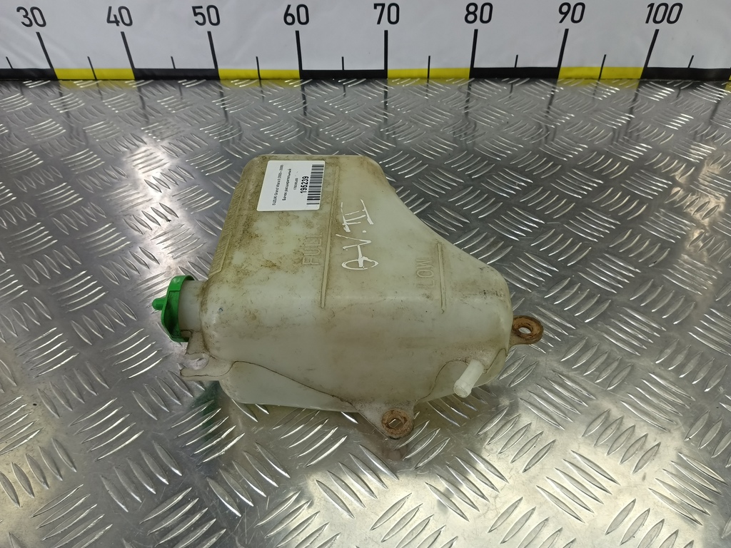 бачок расширительный SUZUKI Grand Vitara  1793165J00, 750 рублей, Москва