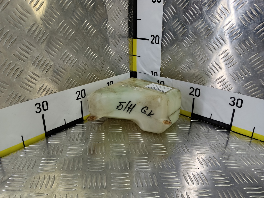 бачок расширительный SUZUKI Grand Vitara  1793165J00, 750 рублей, Москва