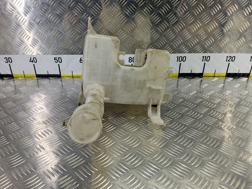 бачок омывателя MITSUBISHI LANCER  MR570437, 2590 рублей, Москва