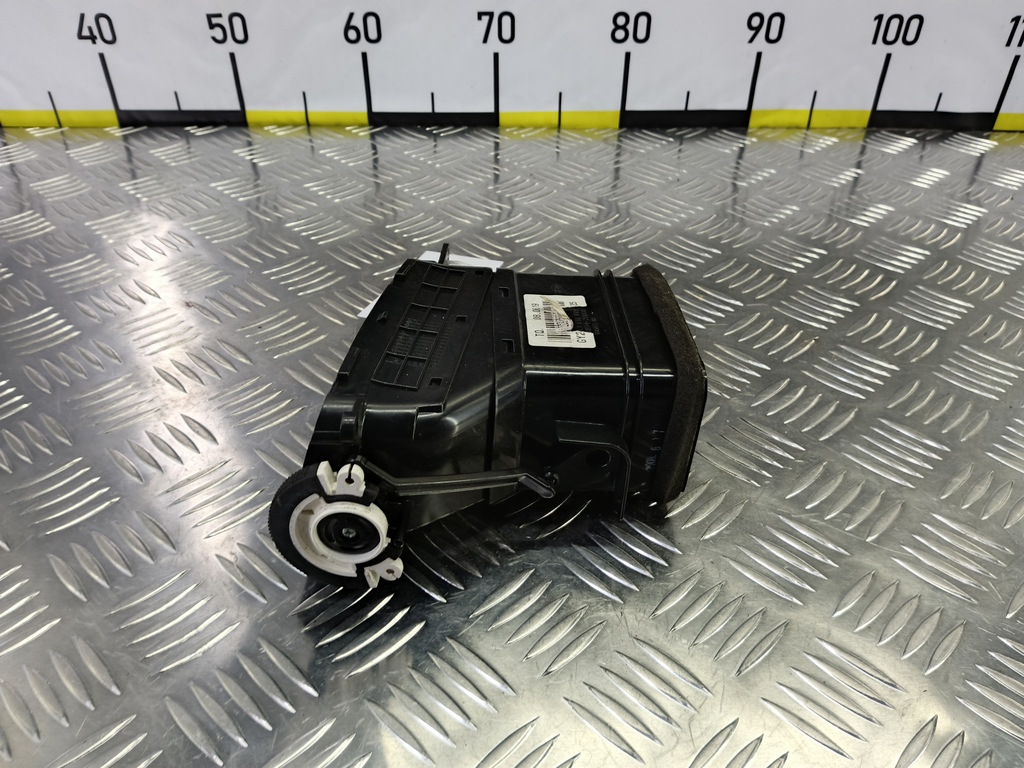 решетка воздуховода Hyundai Grand Starex  974604H000, 520 рублей, Москва