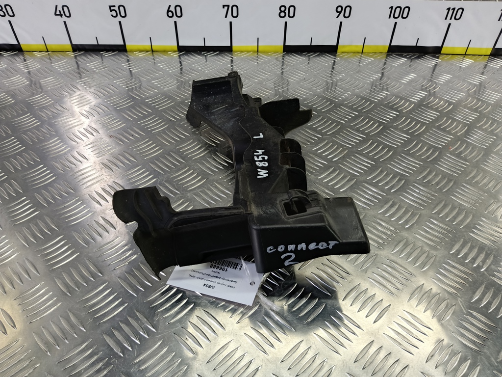 дефлектор радиатора (пыльник) FORD Tourneo Connect  1822370, 1550 рублей, Москва