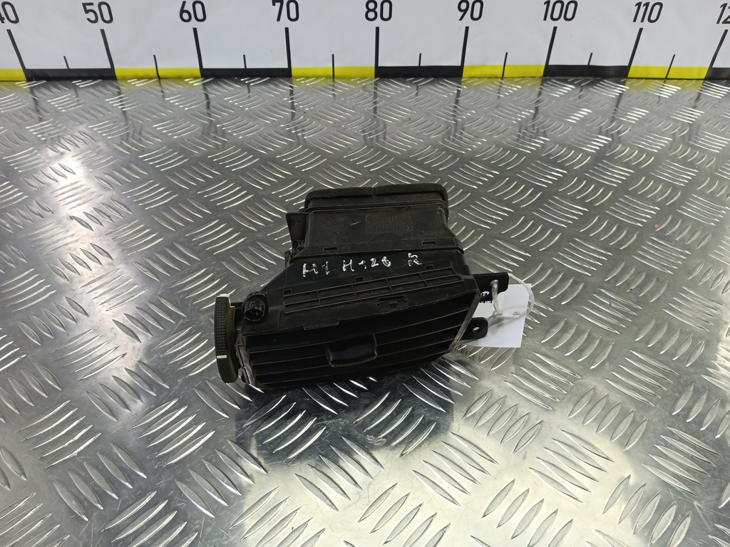 решетка воздуховода Hyundai Grand Starex  974604H000, 520 рублей, Москва