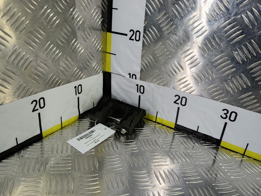 направляющая стекла двери Peugeot Partner  9303T1, 630 рублей, Москва