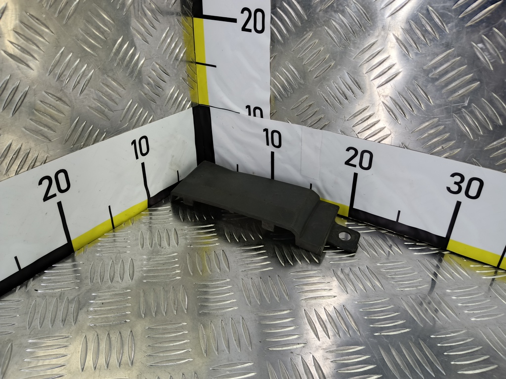 накладка бампера заднего MERCEDES-BENZ Sprinter  A9068802771, 520 рублей, Москва