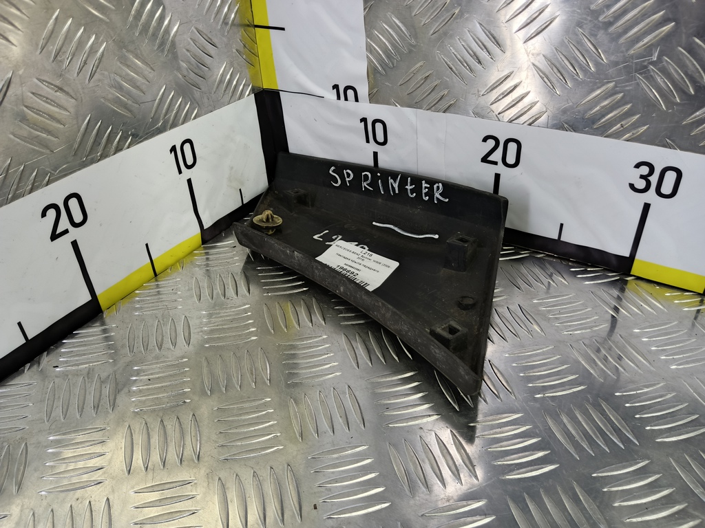 накладка крыла переднего MERCEDES-BENZ Sprinter  A9066902562, 1090 рублей, Москва