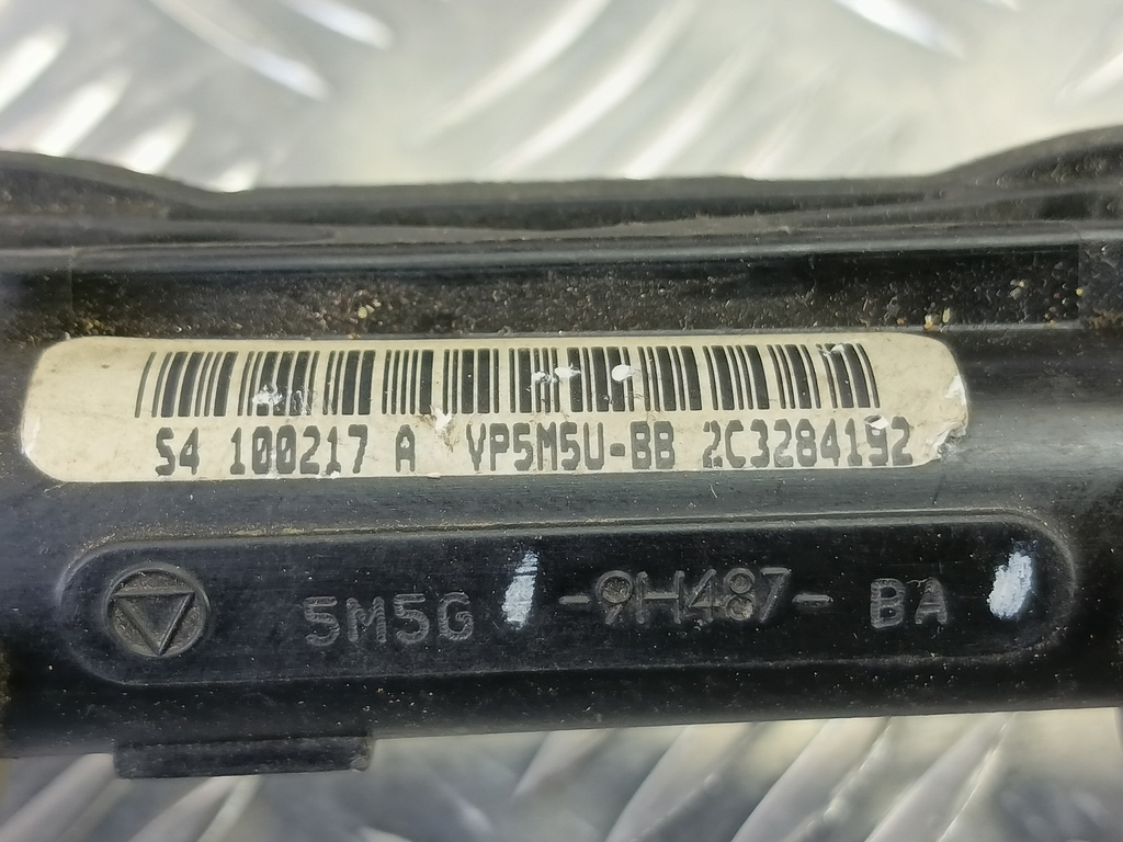 рампа топливная FORD Focus  1698074, 3279 рублей, Москва