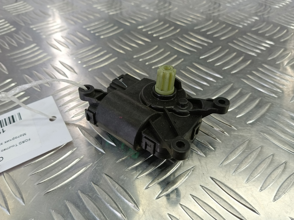 моторчик заслонки отопителя FORD Tourneo Custom  1699371, 520 рублей, Москва