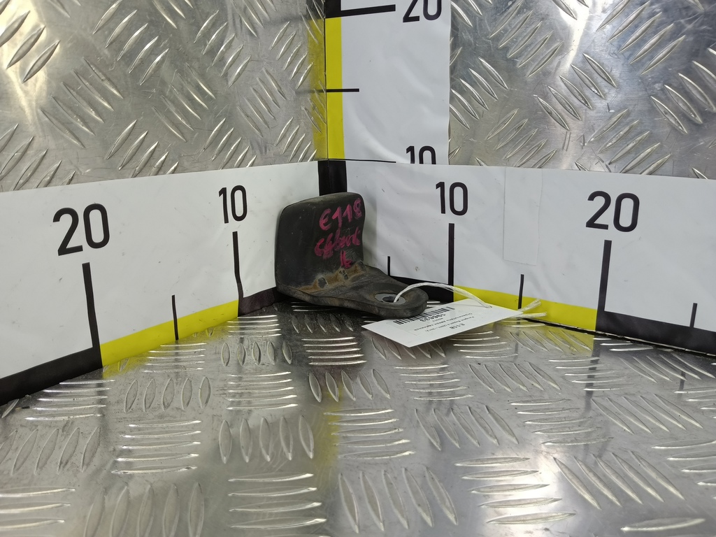 ограничитель двери сдвижной Peugeot Expert  9033T5, 630 рублей, Москва