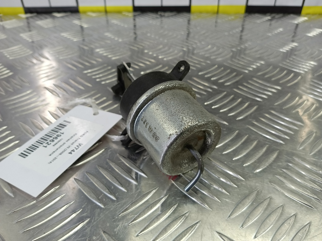 клапан отопителя FORD Transit  1494868, 1440 рублей, Москва