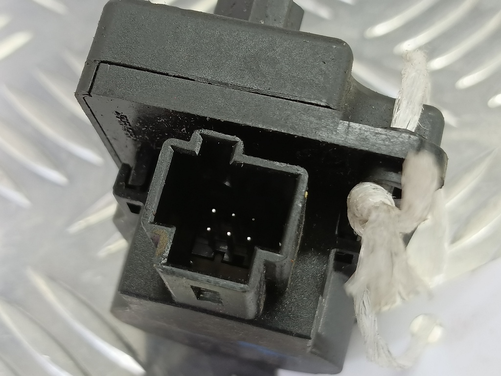 моторчик заслонки отопителя FORD Tourneo Custom  1786200, 520 рублей, Москва