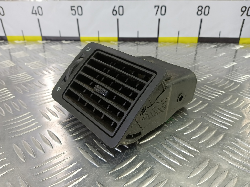 решетка воздуховода Peugeot Expert  8265Y4, 750 рублей, Москва