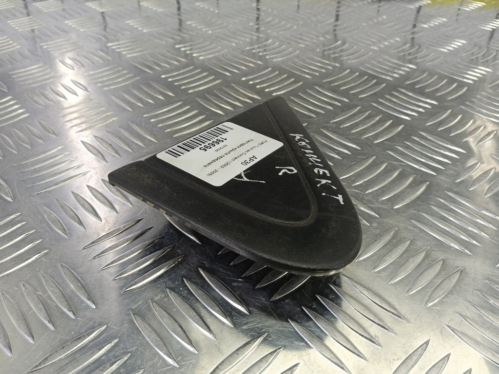 накладка крыла переднего FORD Tourneo Connect  5212220, 520 рублей, Москва