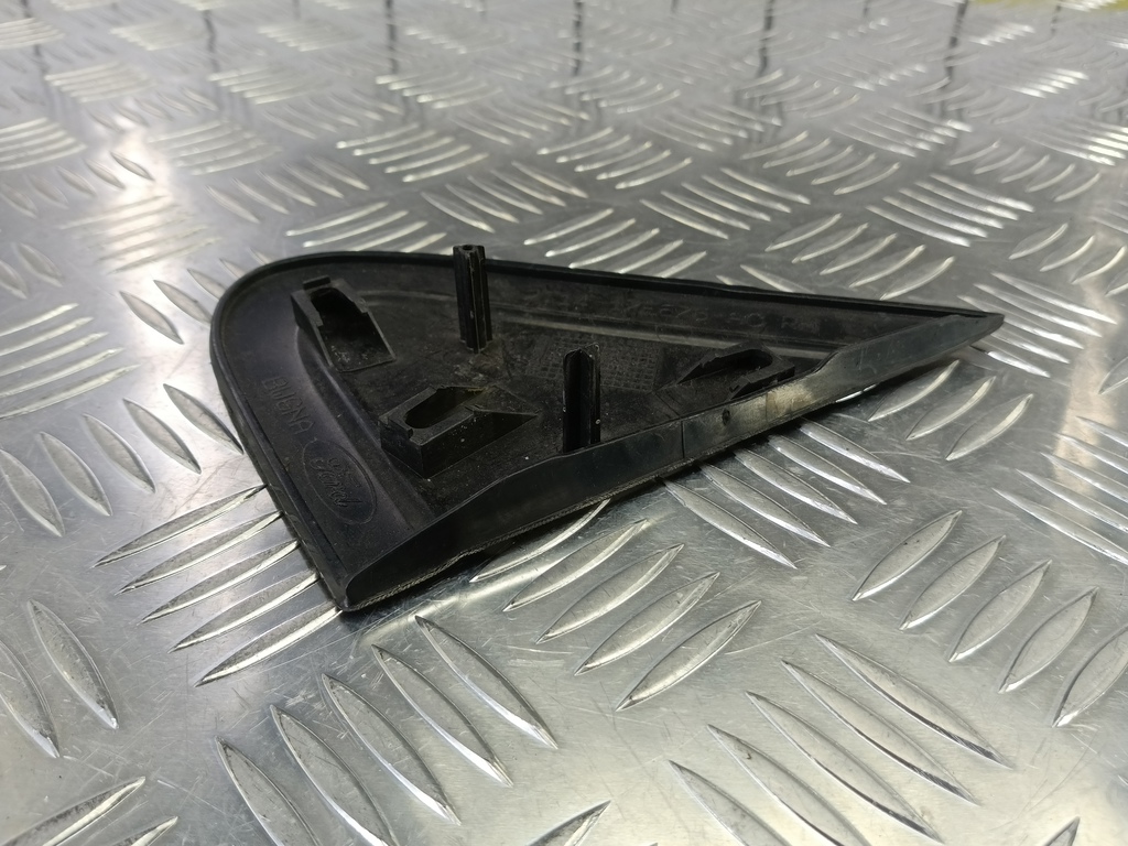 накладка крыла переднего FORD Tourneo Connect  5212220, 520 рублей, Москва