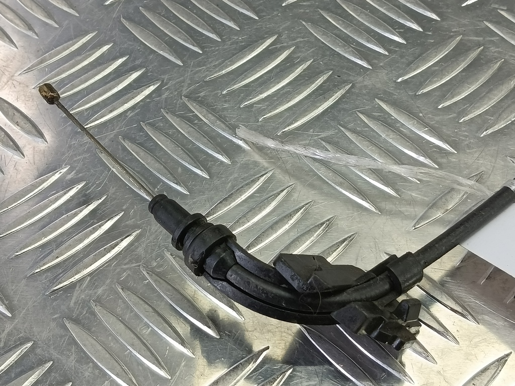 трос замка капота FORD Tourneo Custom  1769935, 2010 рублей, Москва