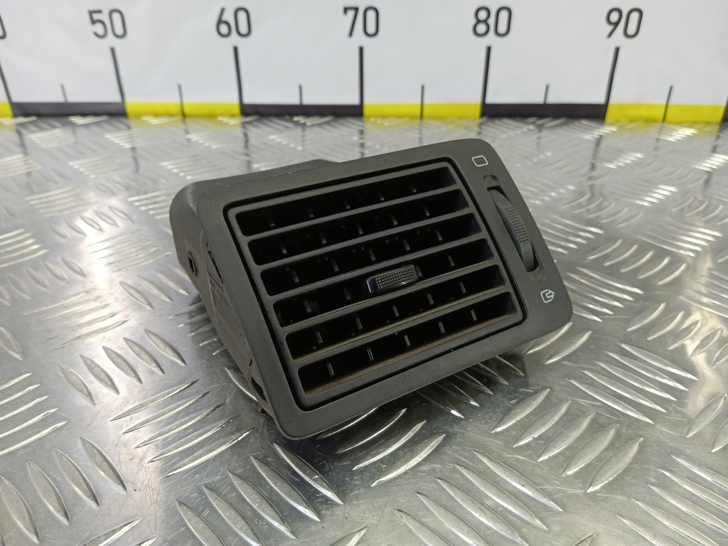 решетка воздуховода Peugeot Expert  8265Y1, 750 рублей, Москва