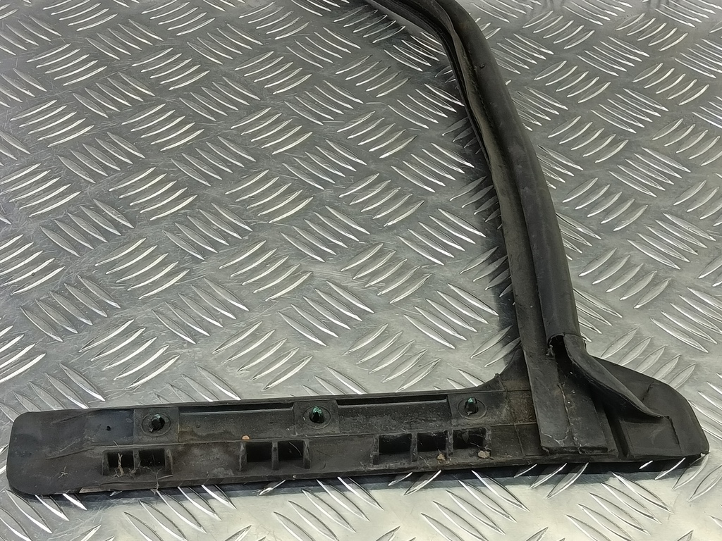 уплотнитель двери Citroen Jumpy  8710A2, 2470 рублей, Москва