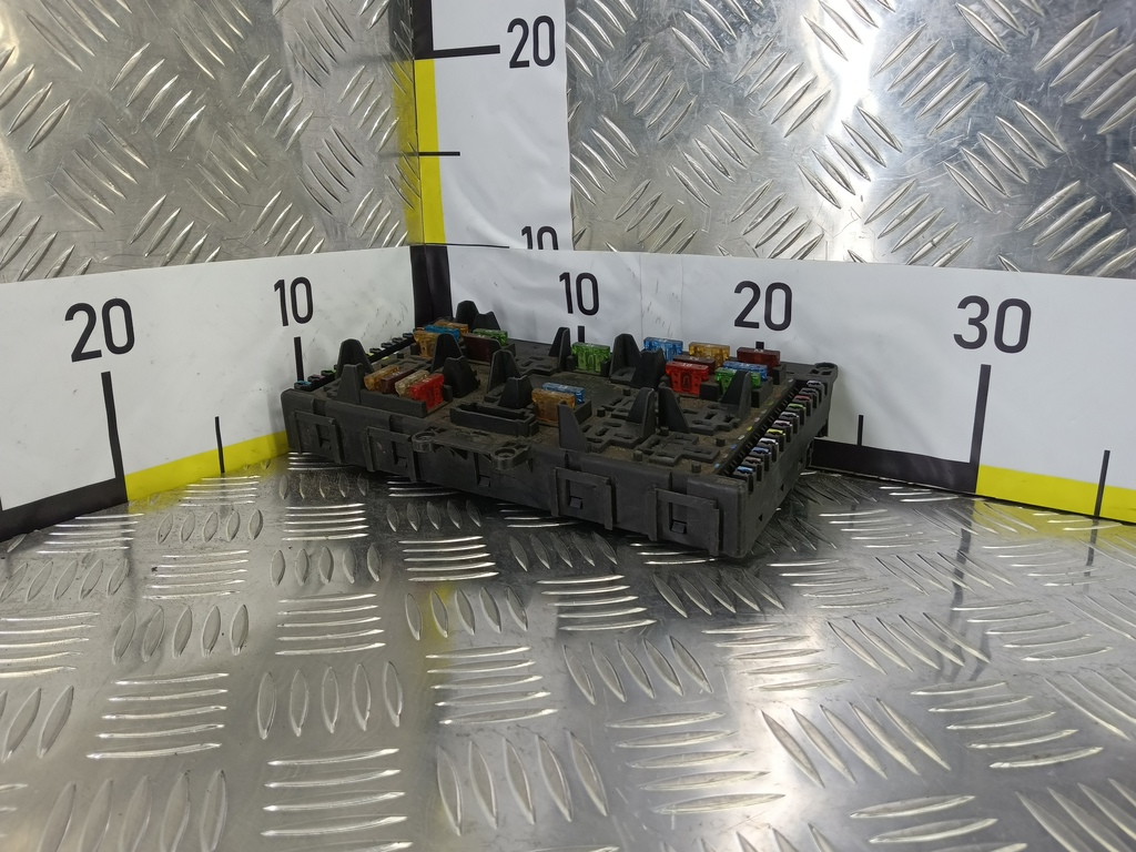 блок предохранителей MERCEDES-BENZ Vito  A6395450401, 1670 рублей, Москва