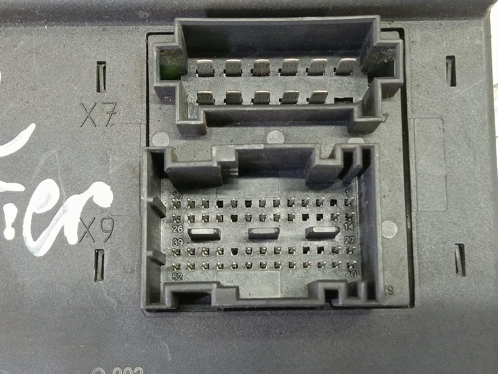 блок комфорта Volkswagen Crafter  2E0937025AK, 6150 рублей, Москва