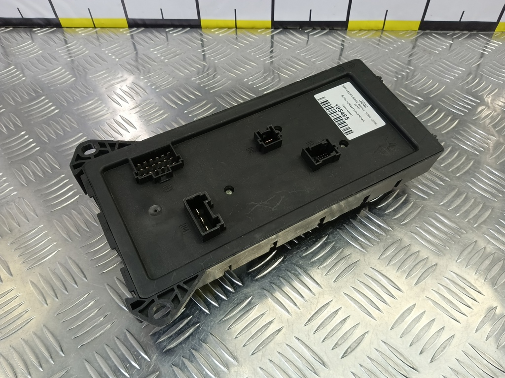 блок предохранителей MERCEDES-BENZ Sprinter  A9065454401, 1550 рублей, Москва