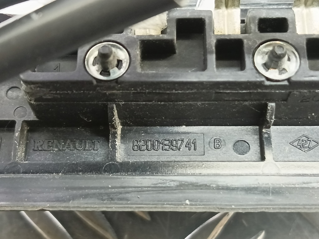 контактная группа двери сдвижной Renault Trafic  8200139741, 1670 рублей, Москва