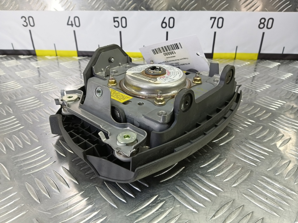 подушка безопасности водителя MITSUBISHI Space Star  MR569763HA, 2700 рублей, Москва