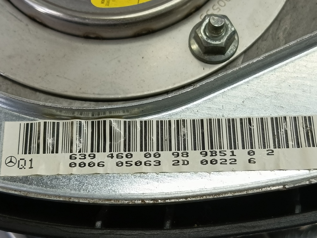 подушка безопасности водителя MERCEDES-BENZ Vito  A6394600098, 750 рублей, Москва