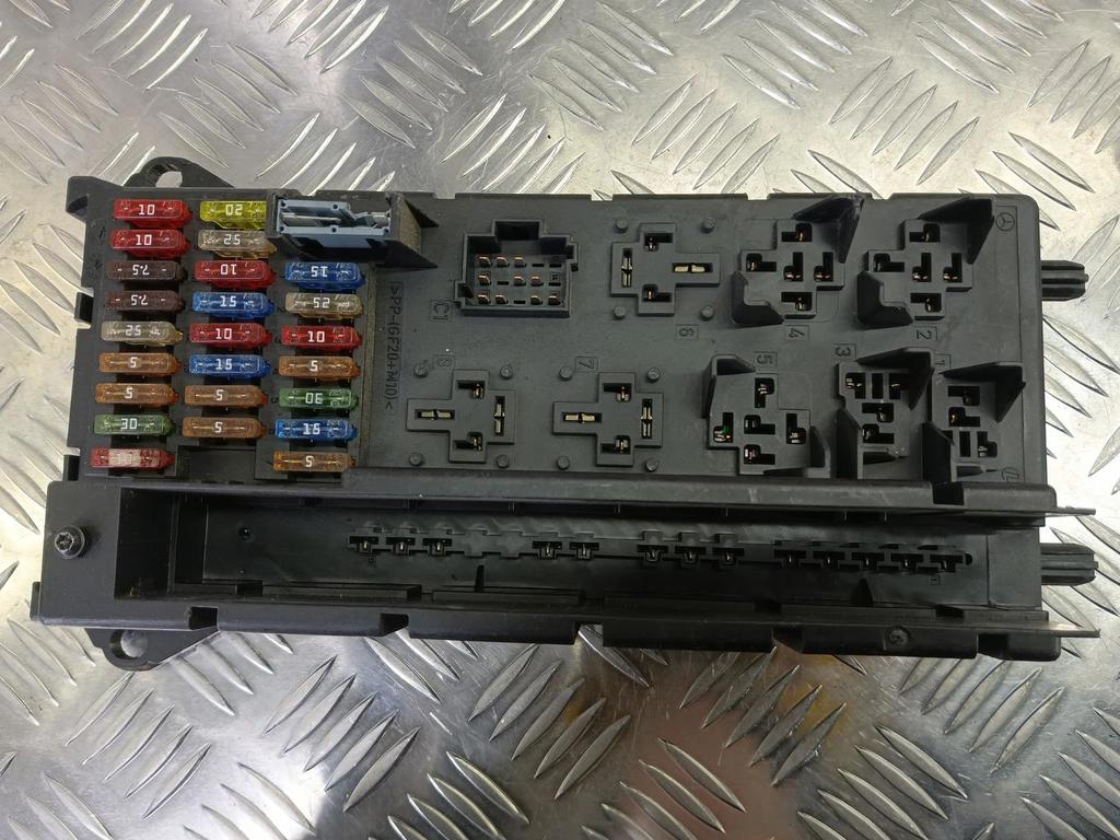 блок предохранителей Volkswagen Crafter  2E0937615B, 2470 рублей, Москва