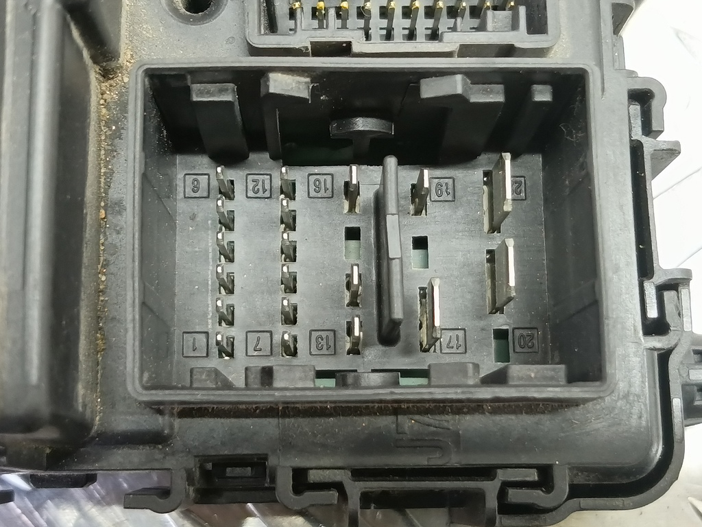 блок предохранителей FORD Transit  2241693, 11670 рублей, Москва