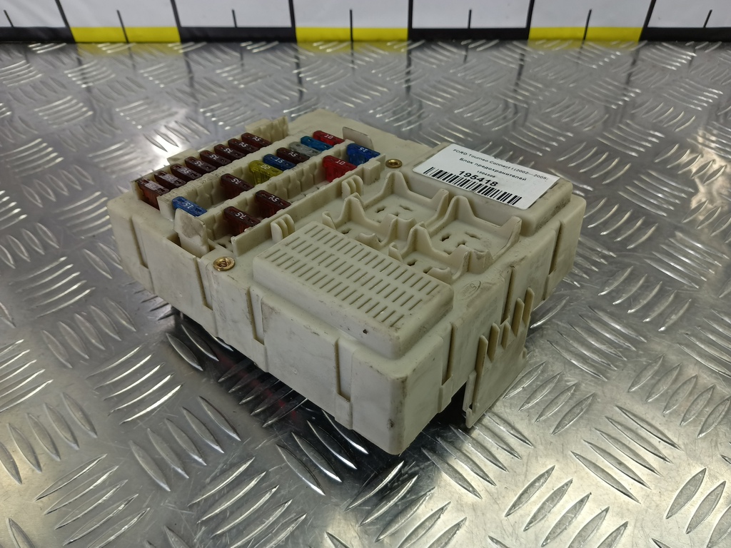 блок предохранителей FORD Tourneo Connect  1504506, 860 рублей, Москва