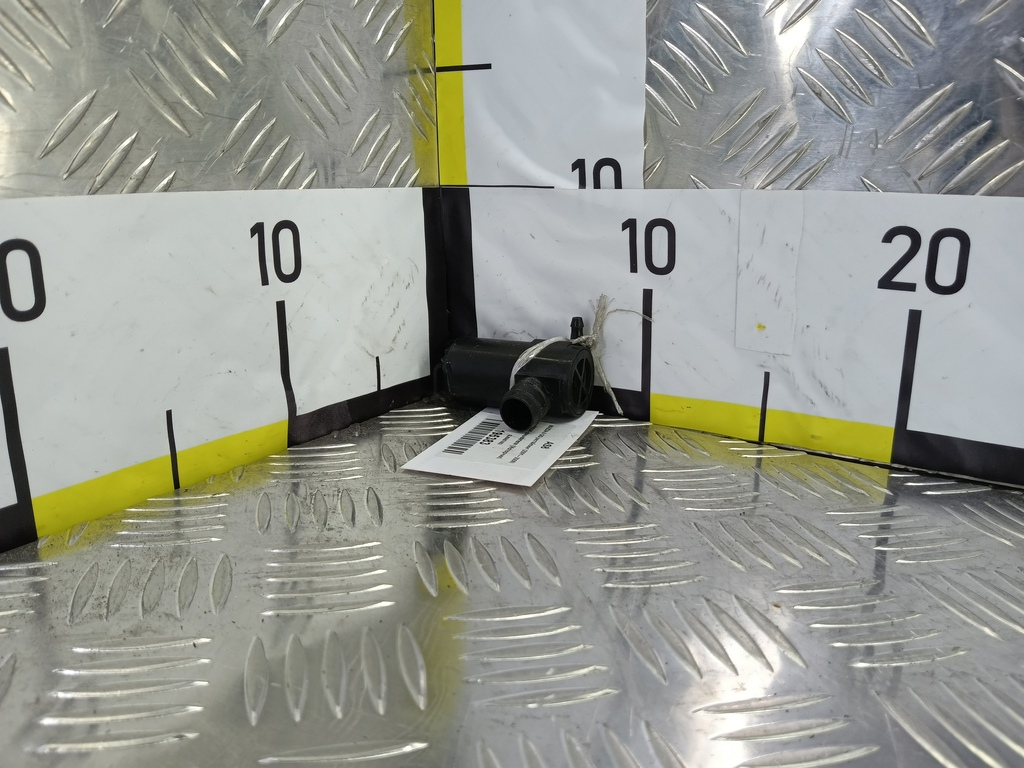 насос омывателя (моторчик) MAZDA 6  GJ6A67482, 750 рублей, Москва